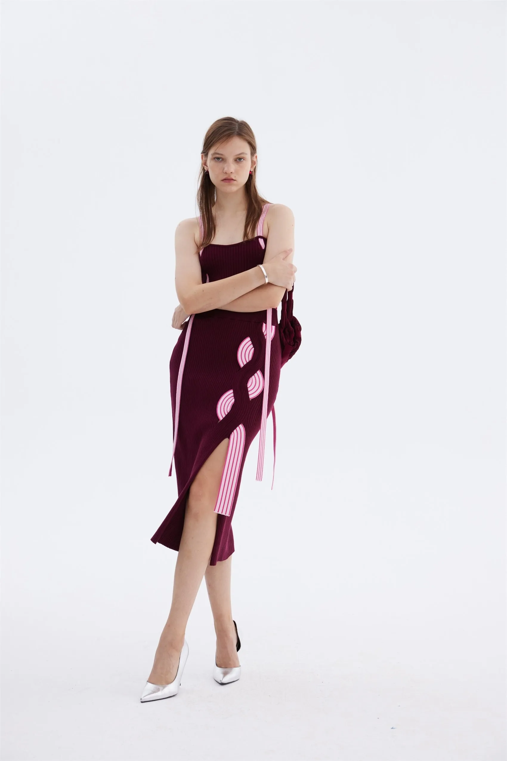 ELLIE MIDI SKIRT WITH TRAVELING RIBS